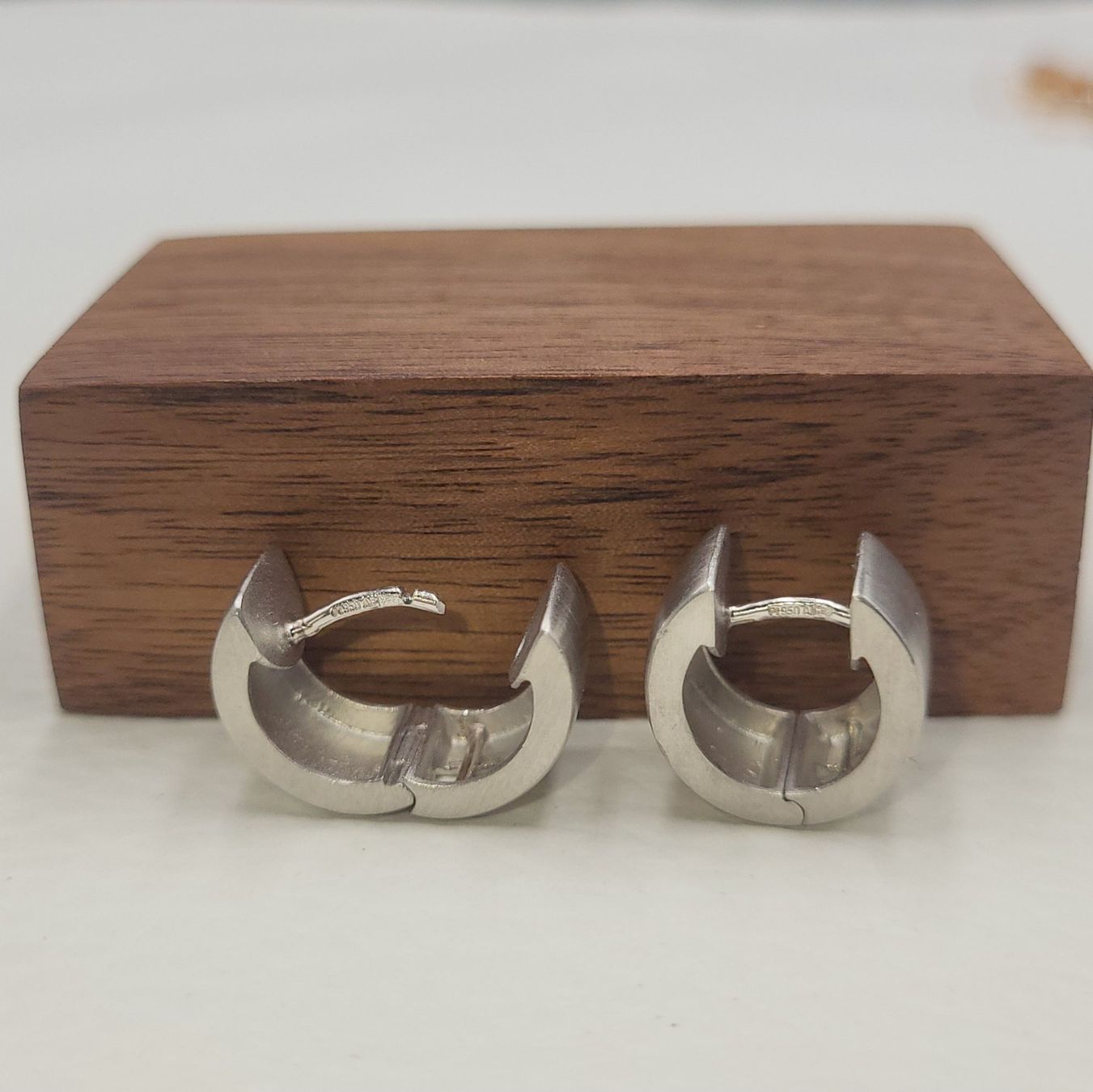 Ohrringe & -stecker: Massiv Platin 950 Ohrringe – Gebraucht aus Wald ZH von Dasilver 6