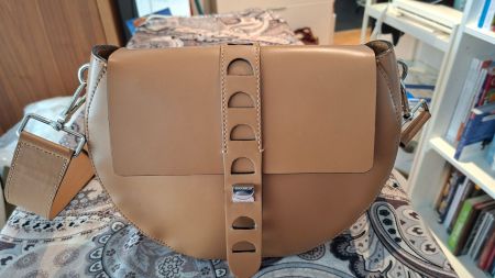 Coccinelle Carousel Saddlebag, crossbody m. 2 Taschengurten