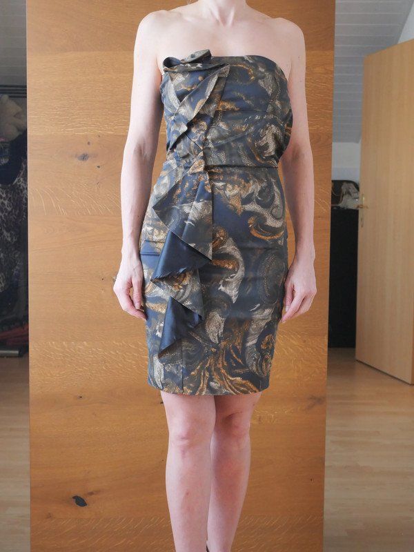 Karen Millen Robes: Robe bustier Karen Millen – Neuf (Voir description) à Bulle par Yzzie