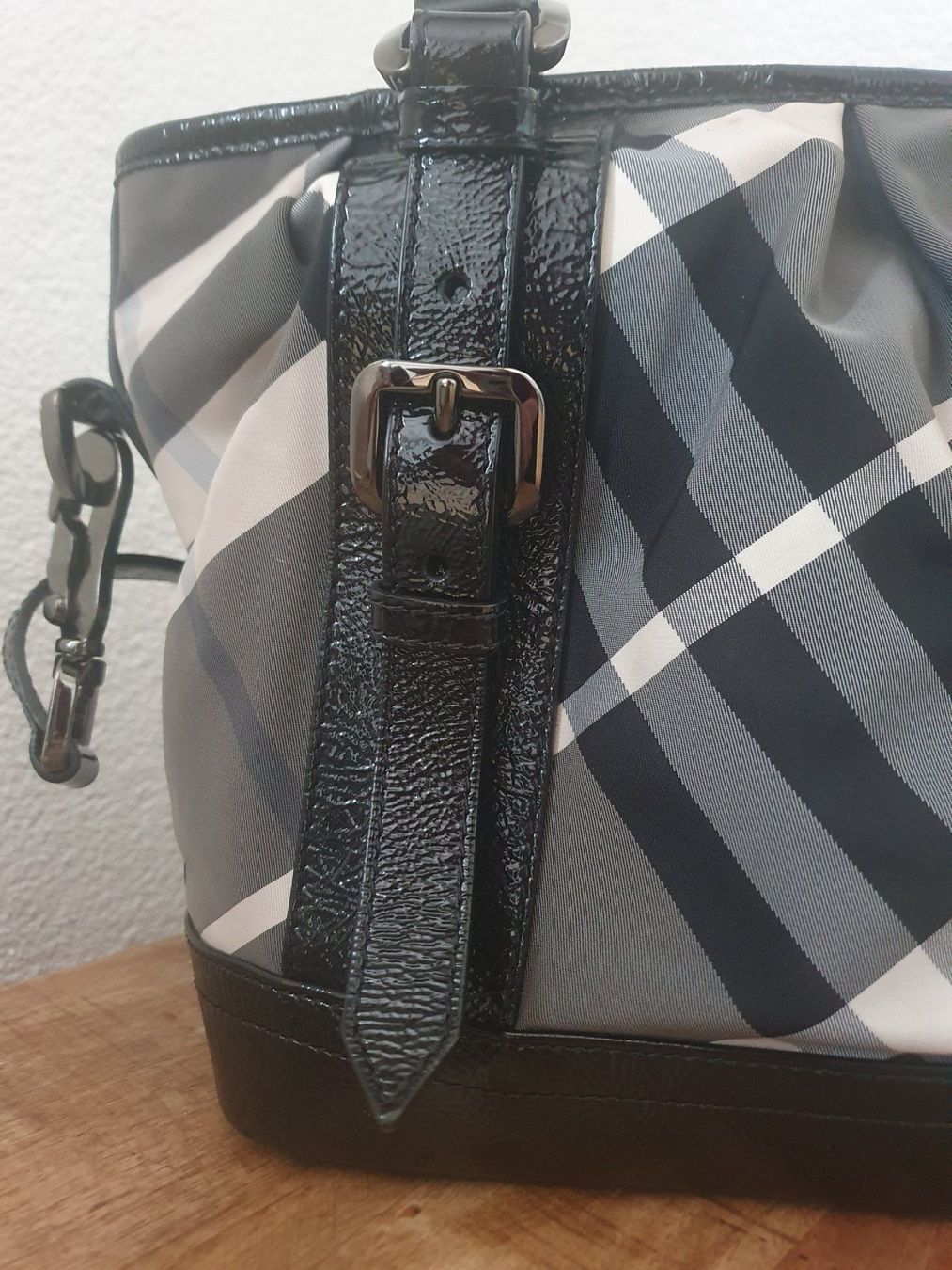 Burberry Taschen für Damen: Burberry Handtasche mit Schulterriemen – Neu (gemäss Beschreibung) aus Rheineck von aron012 5