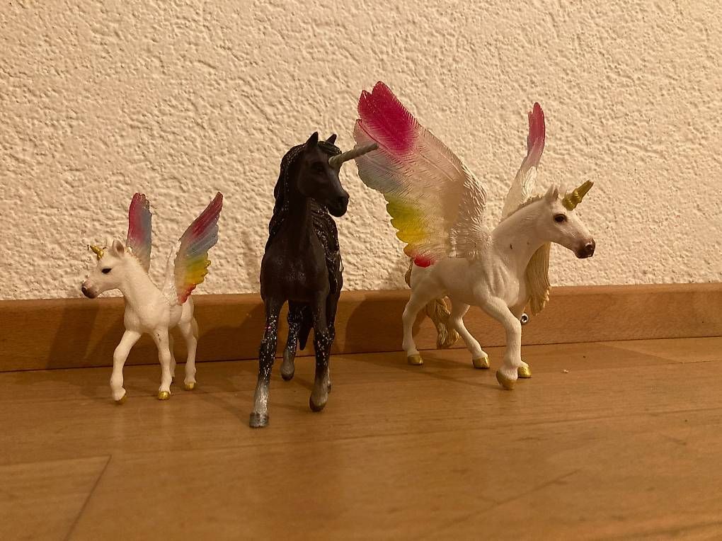 Statuette: Schleich Einhörner – Usato da Zürich venduto da S0D4ZH