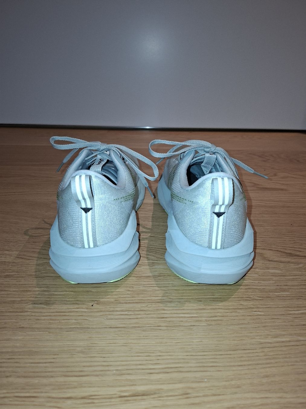 Asics Scarpe da uomo: Asics Novablast 5 - EUR 42 – Nuovo (secondo la descrizione) da Baar venduto da Janoli88 2