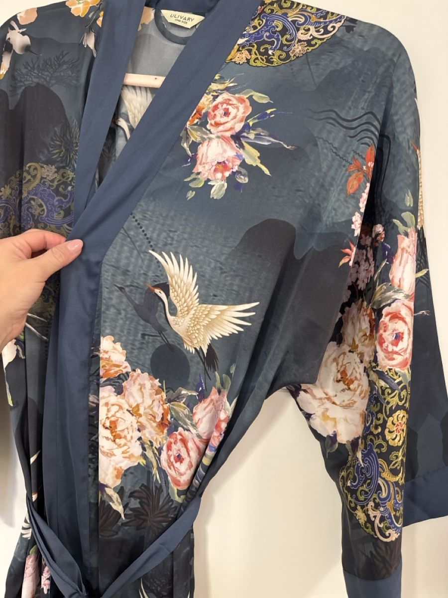 Internationale Kunst: Ulivary Silk kimono robe blue – Gebraucht aus Beringen von Edu-Nati 3