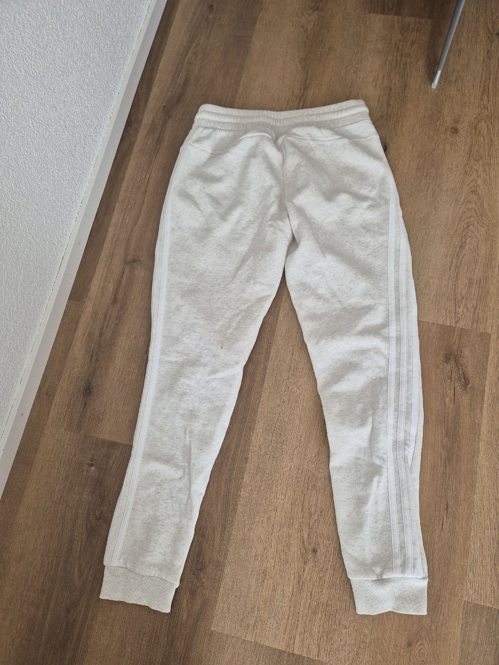 Adidas Ensembles & Tailleurs: ADIDAS Trainingsanzug – D'occasion à Niederhelfenschwil par usa001 2