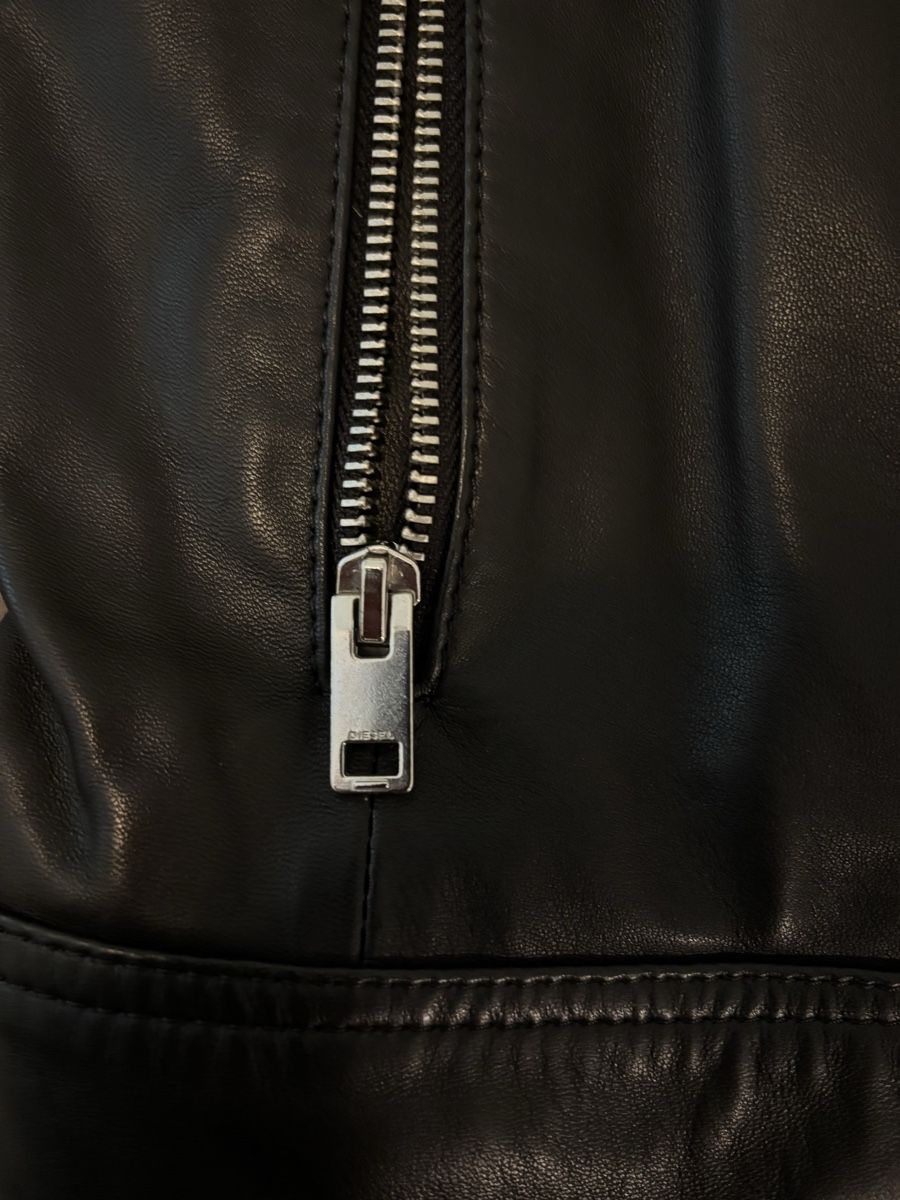 Diesel Giacche: Diesel Leather Jacket - Size M - Like New – Nuovo (secondo la descrizione) da Lutry venduto da jul_j2lg 6