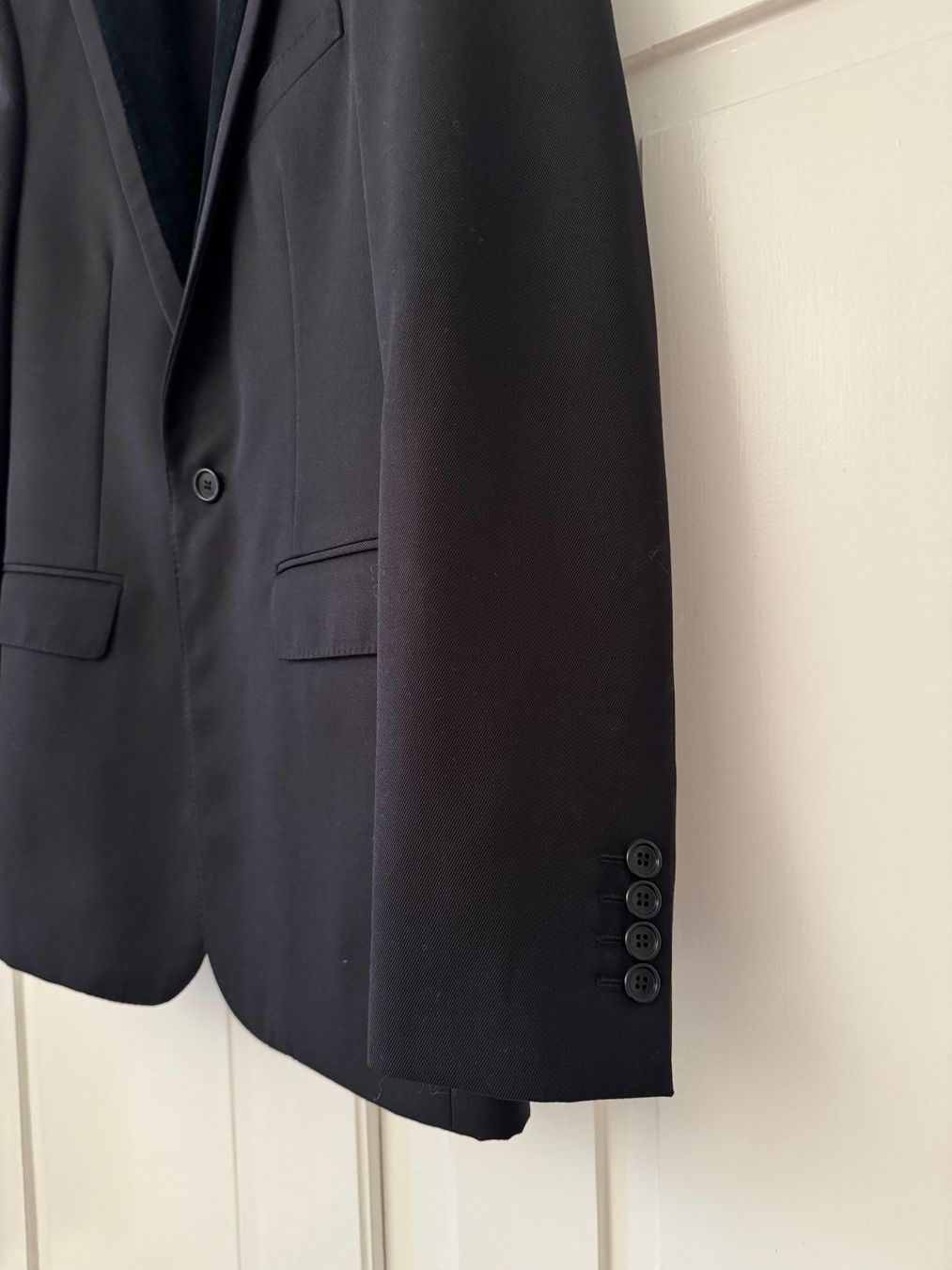 Celine Giacche: Celine Blazer schwarz Wolle mit Samtkragen x Hedi Slimane – Usato da Zürich venduto da dodichnobligmailcom 3