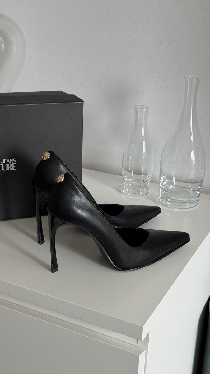 Versace Damenschuhe: Versace heels  – Neu (gemäss Beschreibung) aus Paradiso von viorea