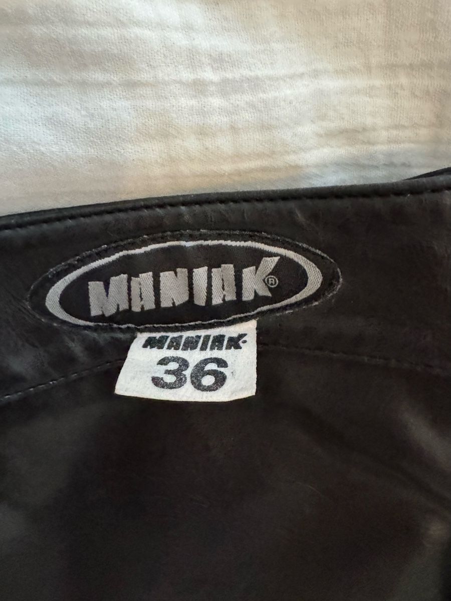 Pantalons: Hose Kunstleder MANIAK Gr. 36 – D'occasion à Aarau par beckywhite 1