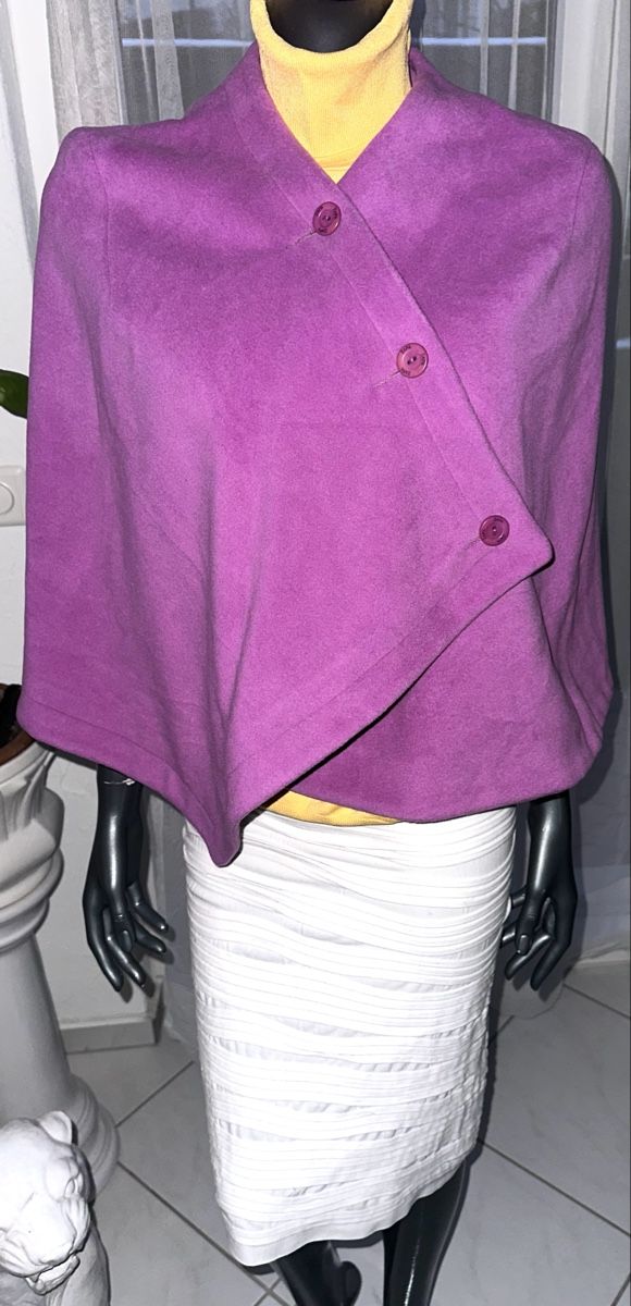 Altro in Moda donna: ZAPA CAPE Wolle neuwertig – Nuovo (secondo la descrizione) da Unteraegeri venduto da MH203 4