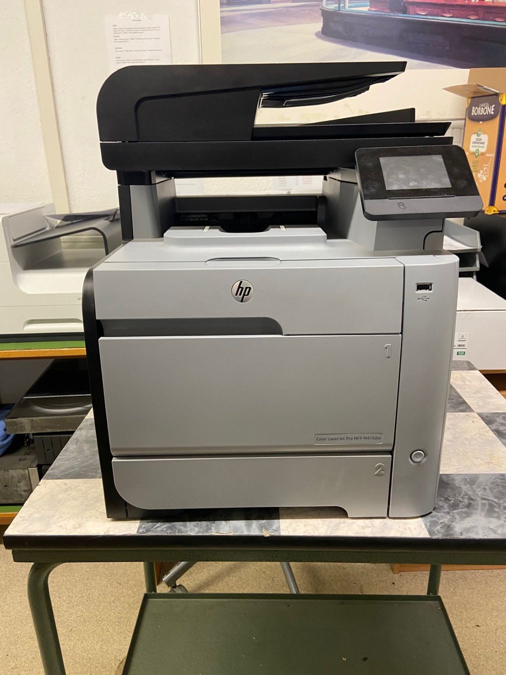 Hewlett Packard Drucker: HP Color Laserjet MFP M476DW – Defekt aus Oberengstringen von