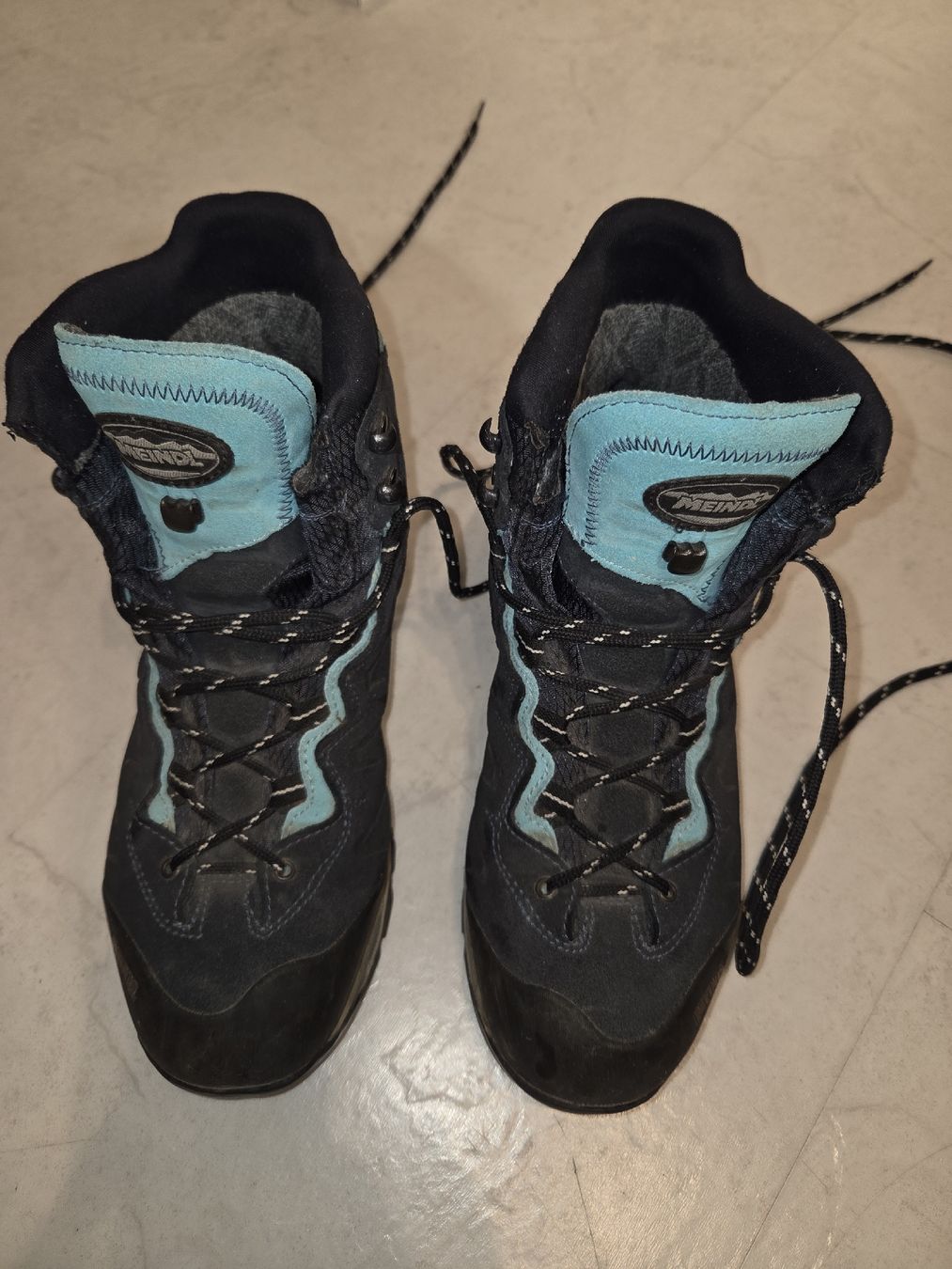 Meindl Scarpe da donna: Meindl Wanderschuhe Grösse 41 dunkelblau hellblau  – Nuovo (secondo la descrizione) da Worb venduto da Quiet21 1
