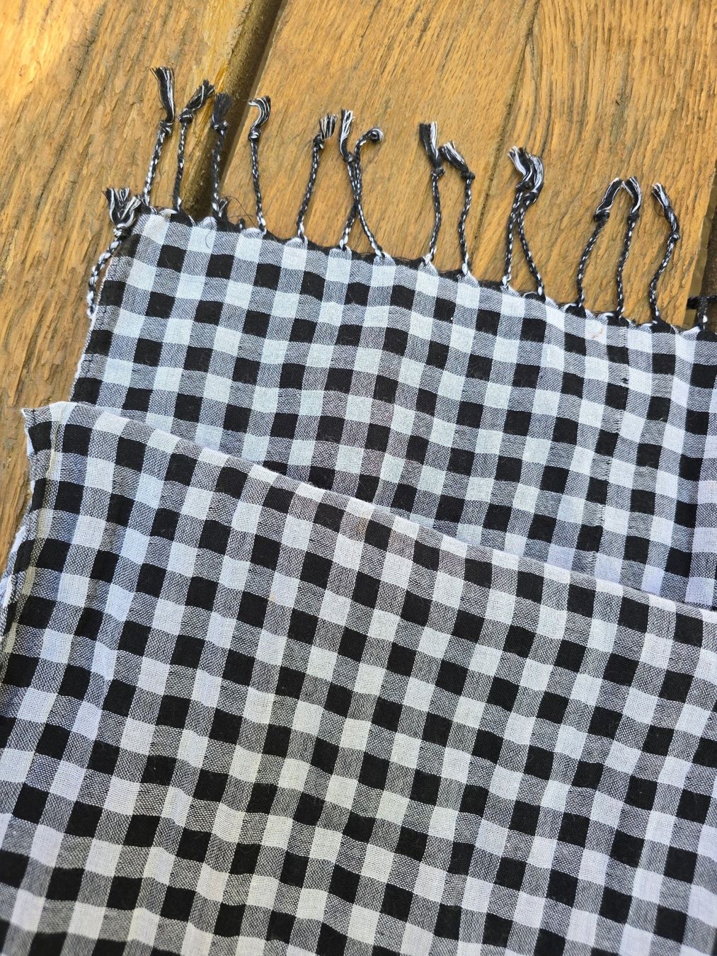 Foulards, Tücher & Schals: Kleidung: Schal s/w kariert, Fransen – Gebraucht aus Romanshorn von Rachacha 4