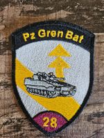 Schweizer Armee Badge "Pz Gren Bat 28" weinrot
