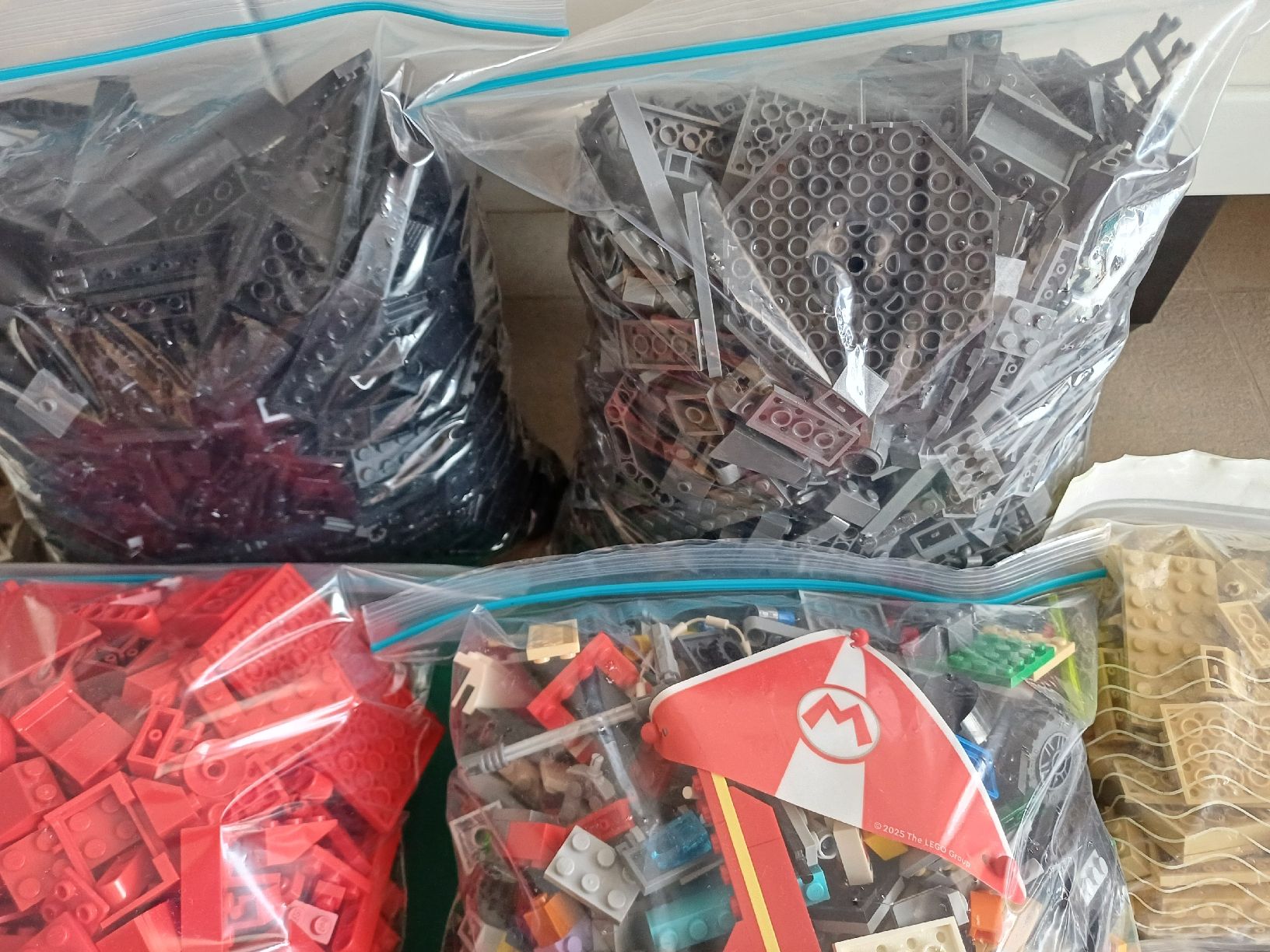 Lego Jeux de construction: 9.5 kg lego diviso per colori  – D'occasion à Minusio par ele_gp89 3