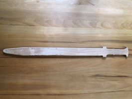 Handgefertigtes Holzschwert - 63 cm - Ritter & Römer Spiel
