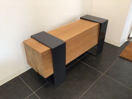 Holzbank massiv