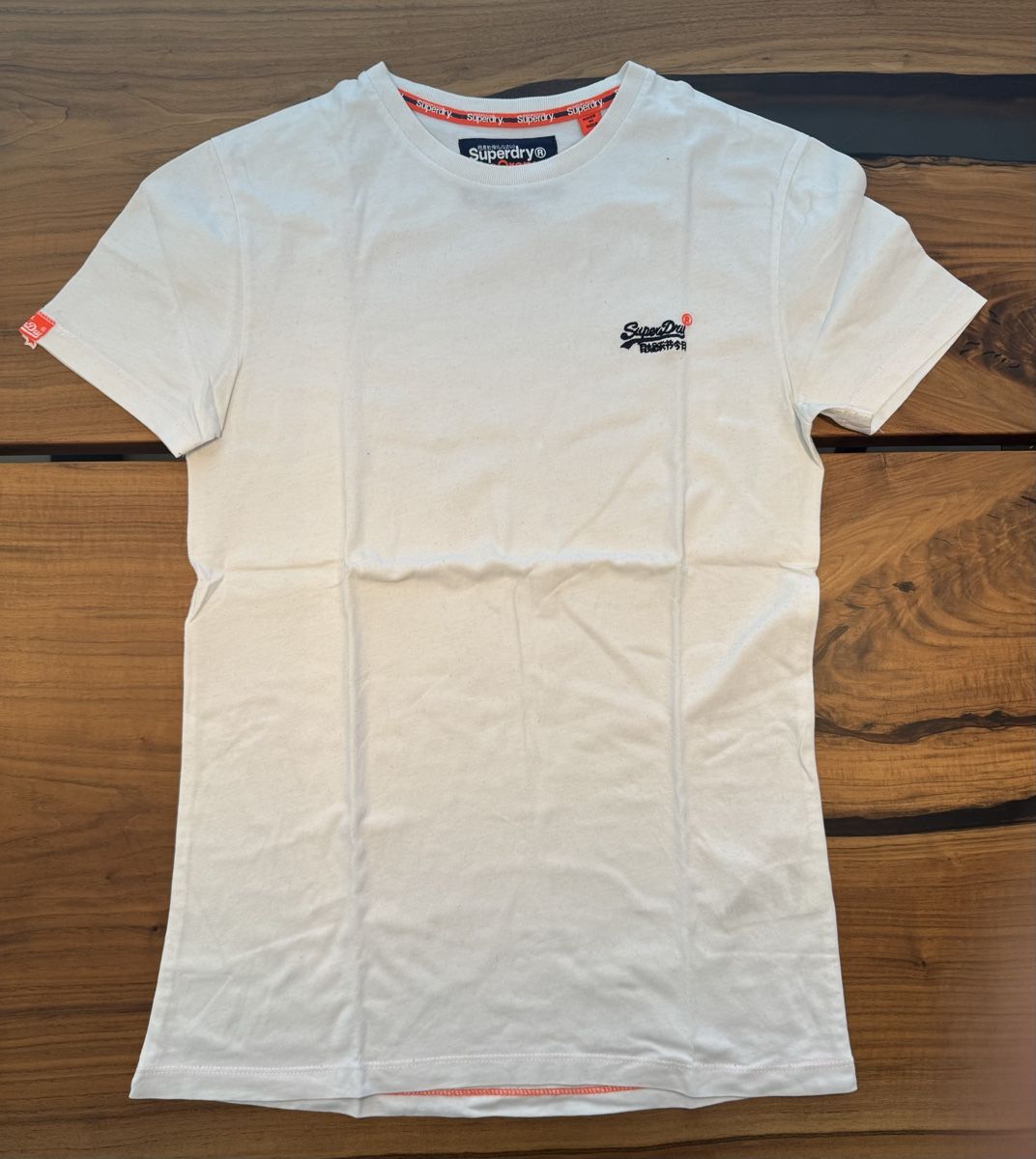 Superdry T-shirt: Superdry T-Shirt Grösse S – Nuovo (secondo la descrizione) da Kollbrunn venduto da Frma18