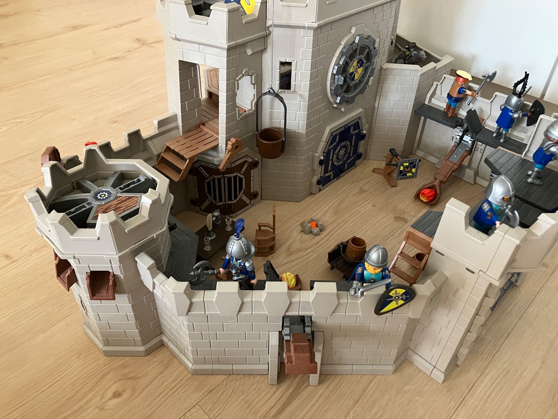 Playmobil Jouets: Playmobil Novelmore Ritterburg – D'occasion à Ettingen par esther82 1