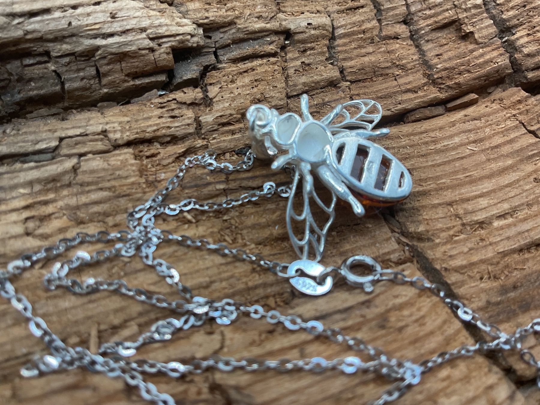 Ketten: Collier Sterlingsilber mit Bienenanhänger m. Bernstein – Neu (gemäss Beschreibung) aus luzern von Alpendorf1 2