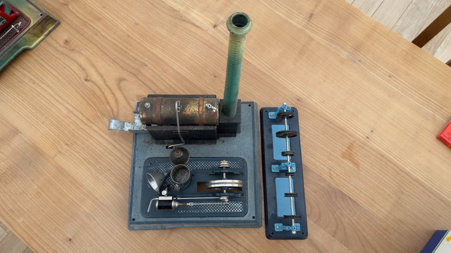 Märklin Kit di modellismo & Modellini statici: Märklin Dampfmaschine Typ 5 – Usato da Münchenstein venduto da Prisma67 2