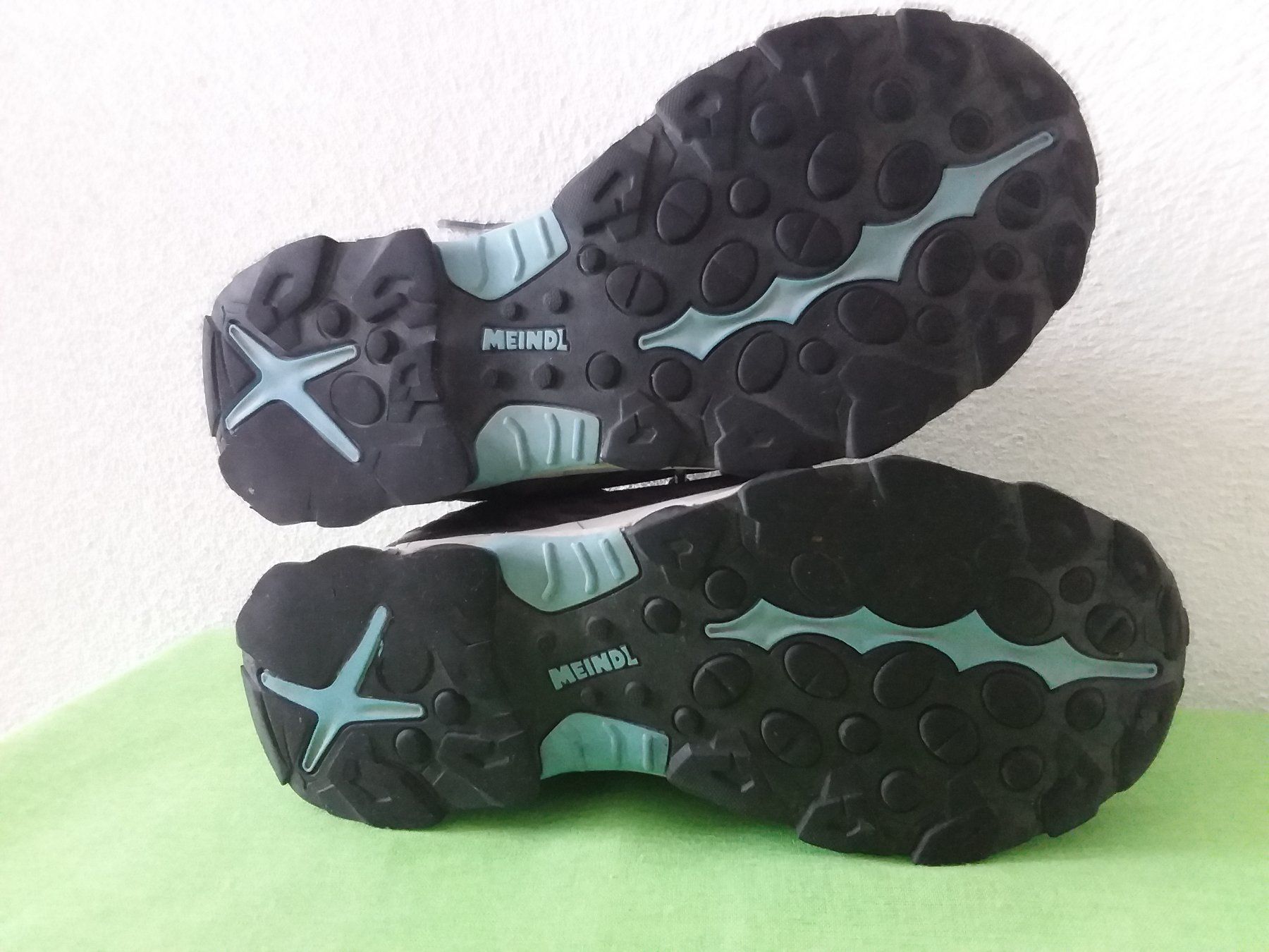 Meindl Scarpe da donna: MEINDL Wanderschuhe Gr 3,5 / 36 – Usato da Uitikon Waldegg venduto da Risibisi7 5