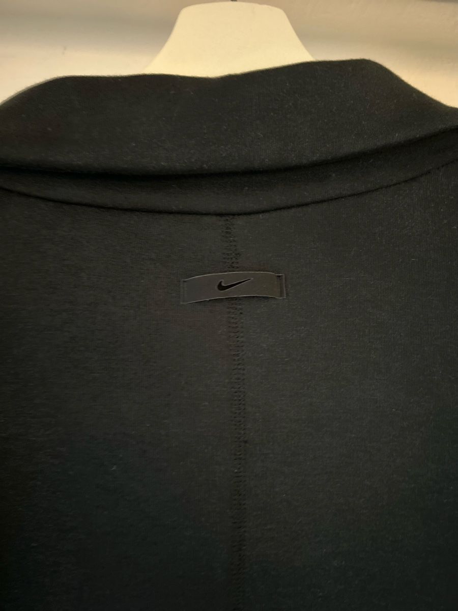 Mäntel: Wintermantel Nike Tech , Grösse M, Top Zustand! – Gebraucht aus Zürich von lazaro.99 3