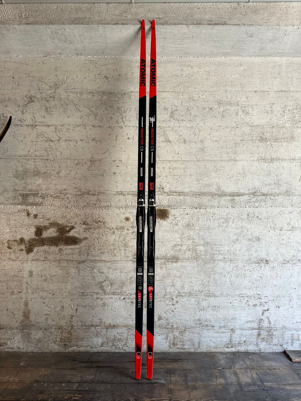 Atomic Skis: Klassisch Langlaufski Atomic 207CM – Gebraucht aus Emmenbrücke von karkarkar