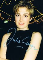 Julie Gayet 1972- Autogramm signiert Foto 15x21cm