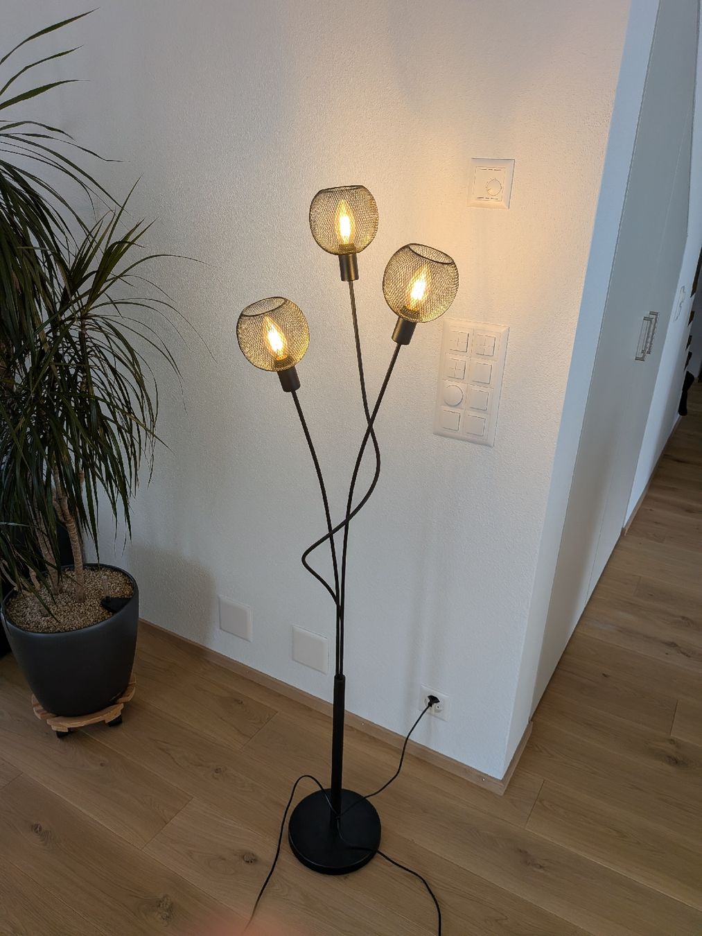 Lampen: Stehlampe – Gebraucht aus Zizers von Jolo17