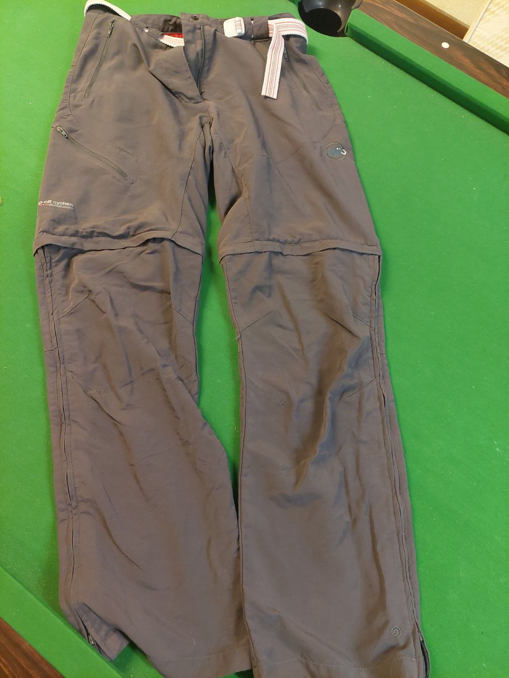Mammut Pantaloni: Trekkinghose Mammut – Usato da Wynau venduto da Meysi