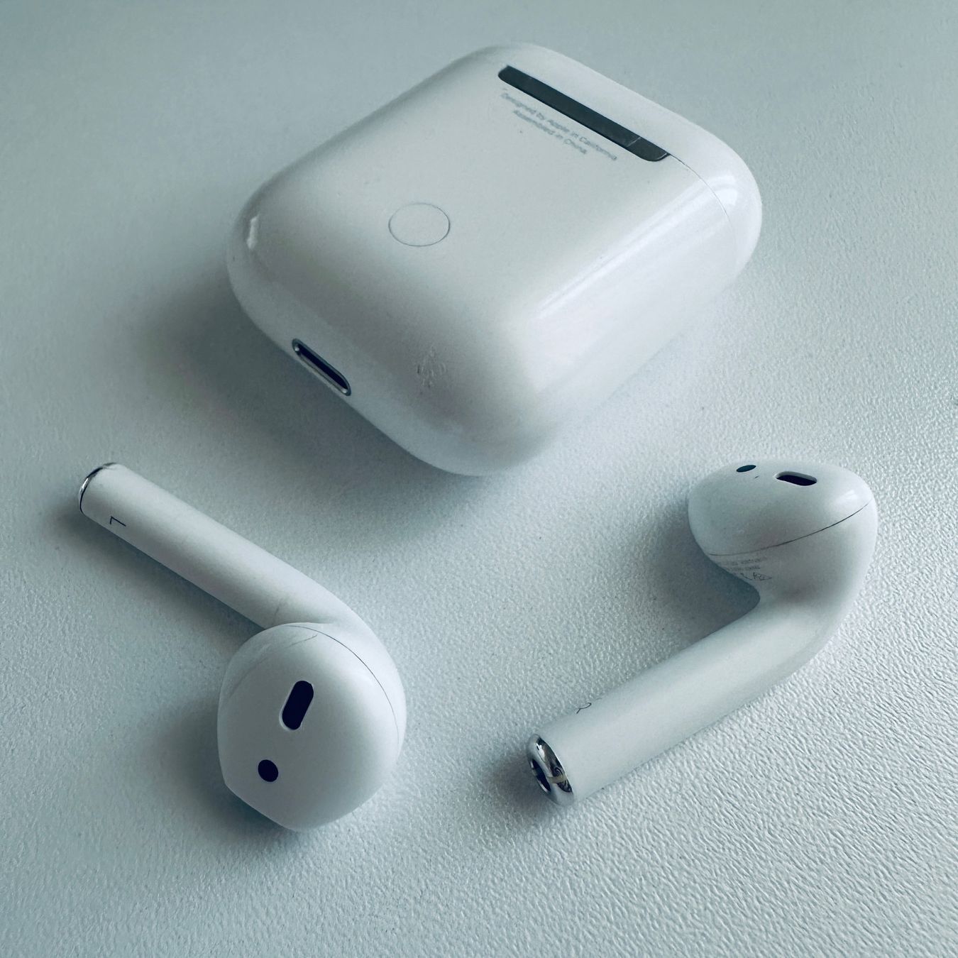 Apple Cuffie: Original Apple AirPods 2 Kopfhörer Wireless Lightning Kabel – Usato da Basel venduto da MY.AIRPODS.SHOP 7