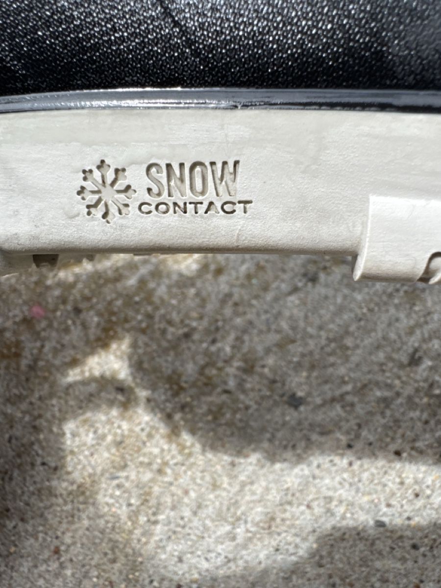 Decathlon Scarpe per ragazzi: Snow shoes – Usato da Männedorf venduto da Clearskies 2