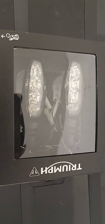 Alle Motorradersatzteile: Org. Triumph LED Blinker – Gebraucht aus Möriken AG von mar_p8vr
