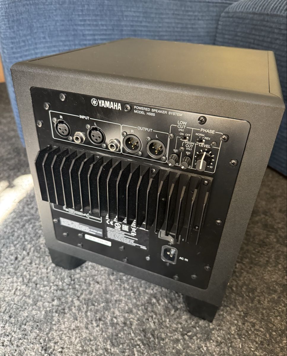 Yamaha Lautsprecher: Yamaha HS8S aktiver Studio-Subwoofer – Gebraucht aus Bern von Zarifar 3