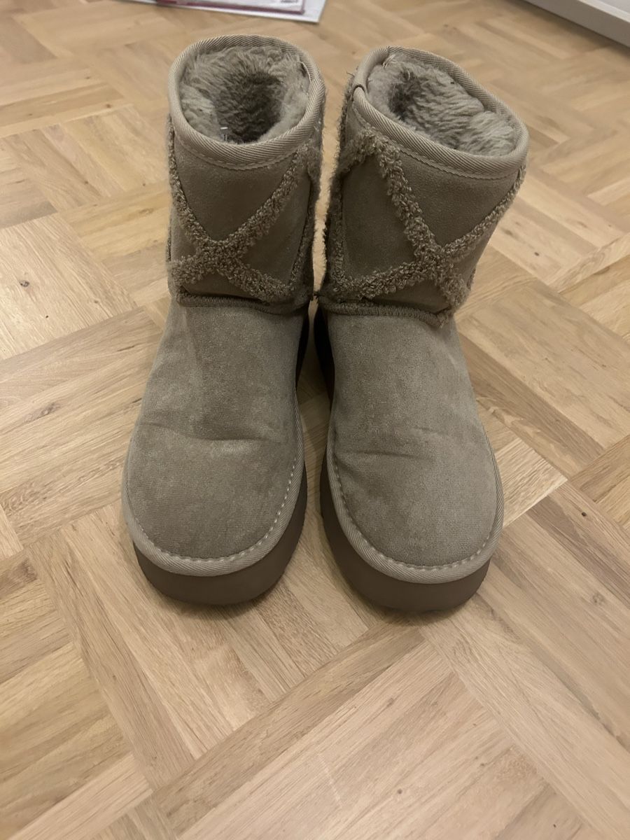 Chaussures femmes: Boots gr 40 – D'occasion à Allschwil par selake990673 1