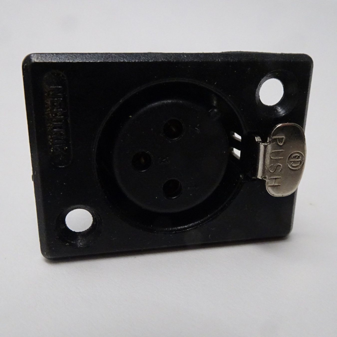 Neutrik Cavi: Neutrik XLR Stecker – Usato da Muhen venduto da Oldies-But-Goldies 5