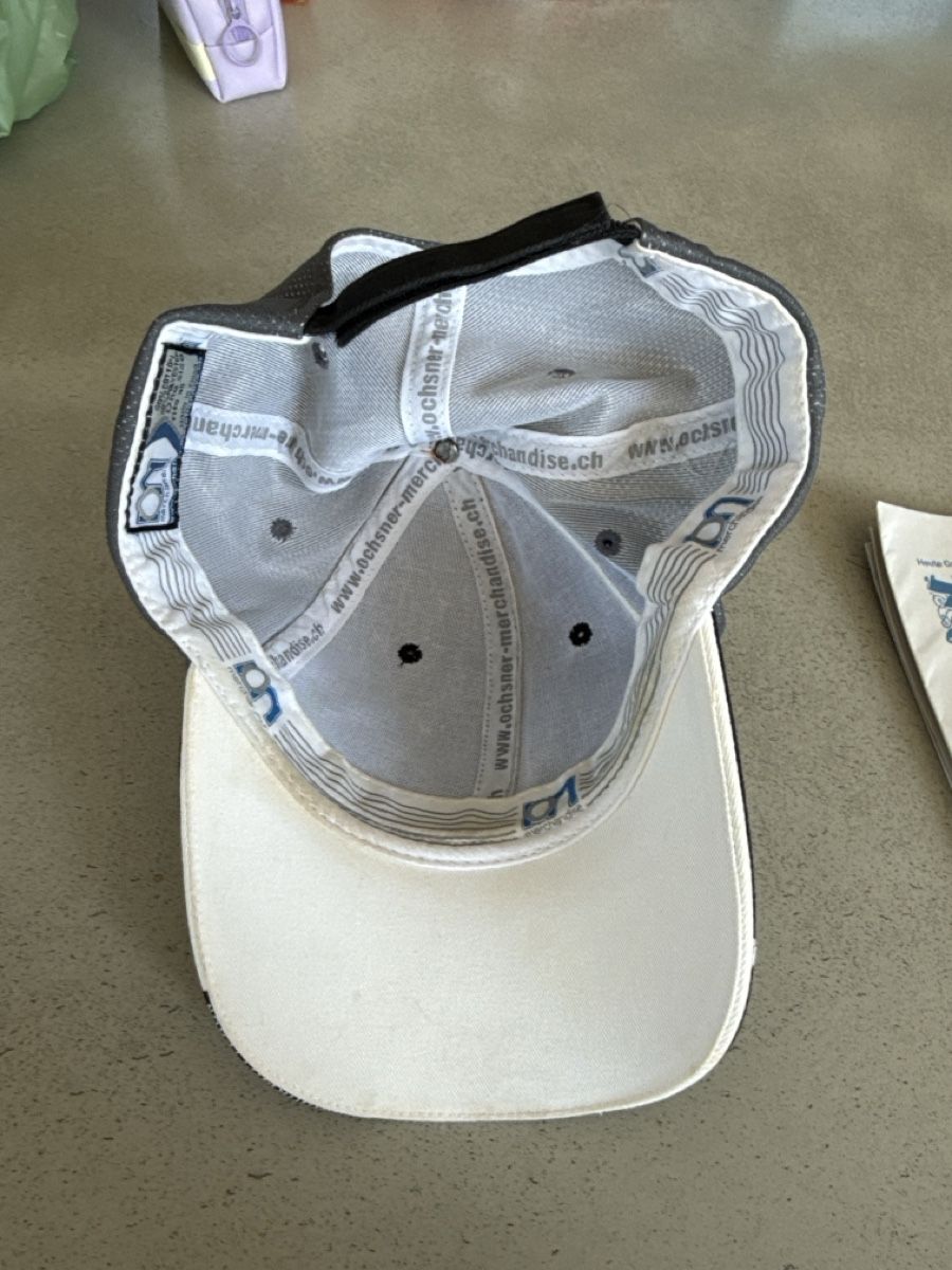 Chapeaux, bonnets & casquettes: Casquette Gottéron #35 Caron – D'occasion à Cressier FR par M-I-M 3