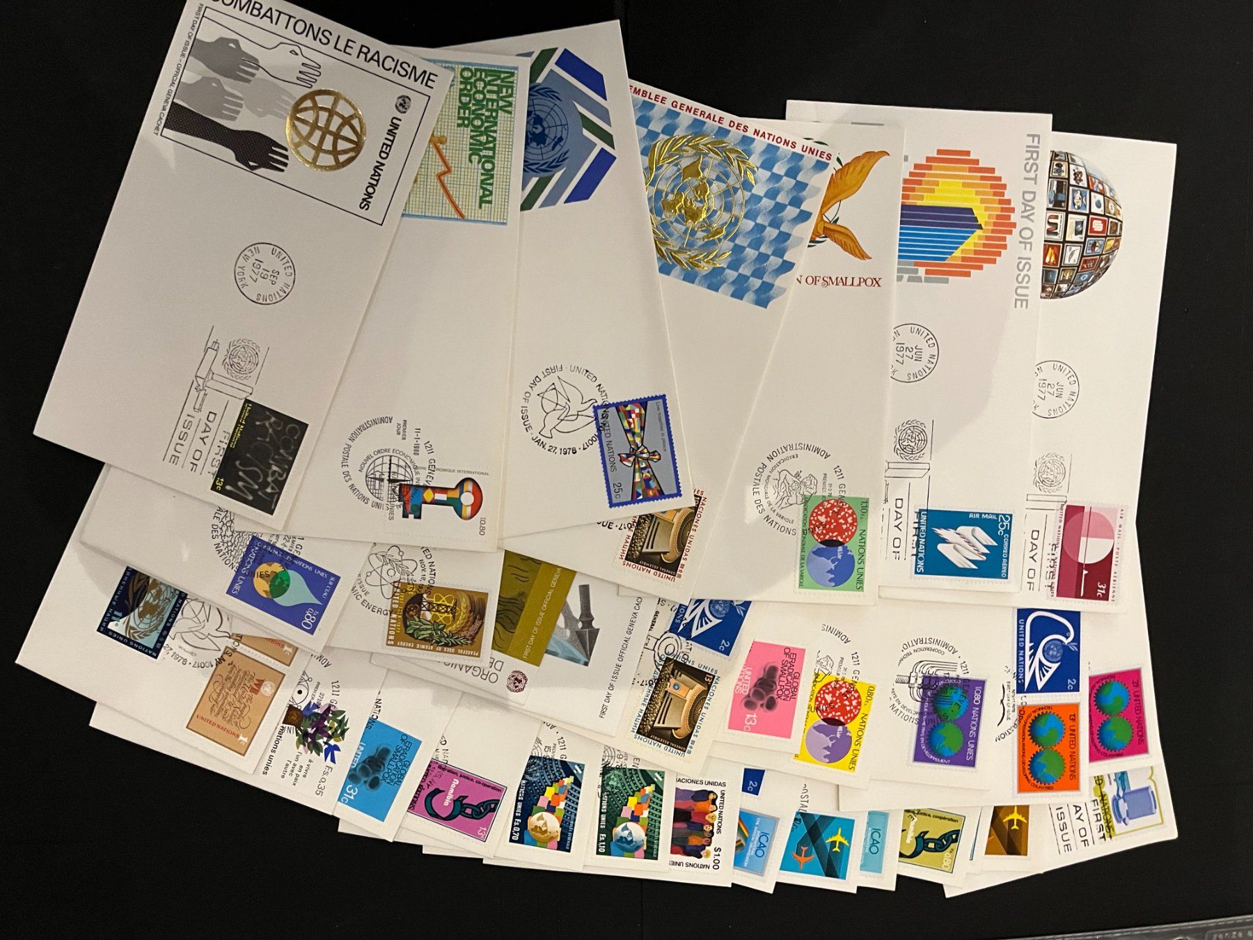 Alle Briefmarken: Briefmarken Schachtel mit 3 Geschenk-Kartons + ca.80 FDC`s – Gebraucht aus Mumpf von dadaboygugulini 2