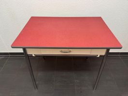 Vintage Küchentisch aus den 50er–70er Jahren, ausziehbar und