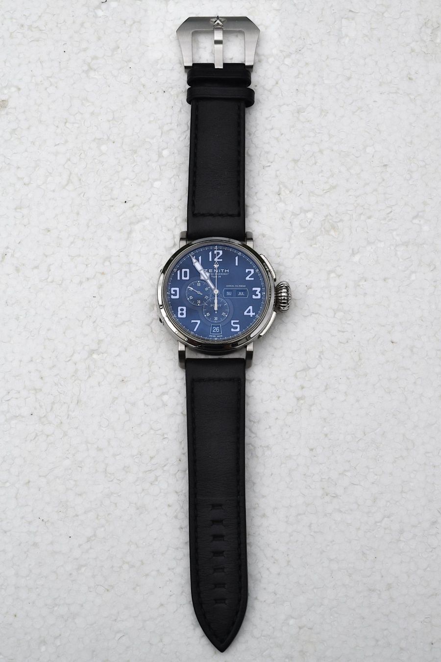 Zenith Montres: Zenith Pilot Type 20 Annual Calendar Chronograph, 2021 – D'occasion à Oberlunkhofen par Redwood 1