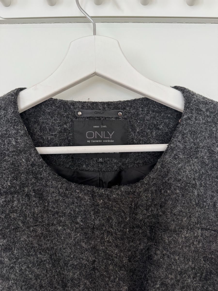 Only Mäntel: Damen Mantel Only grau – Gebraucht aus St. Gallen von BiancaL11 2