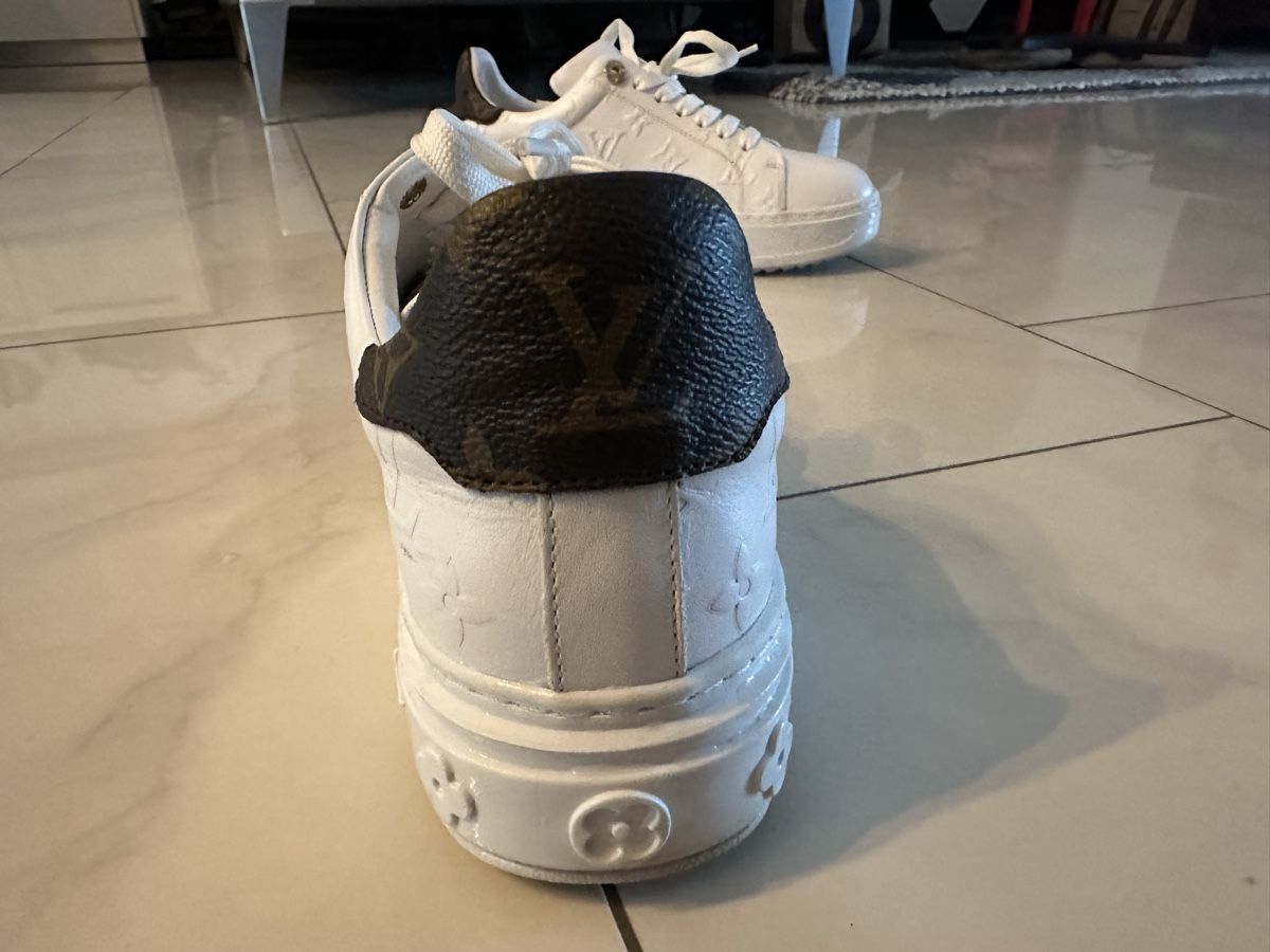 Scarpe da donna: Sneaker weiss Grösse 39 – Usato da Ehrendingen venduto da Huserand 3