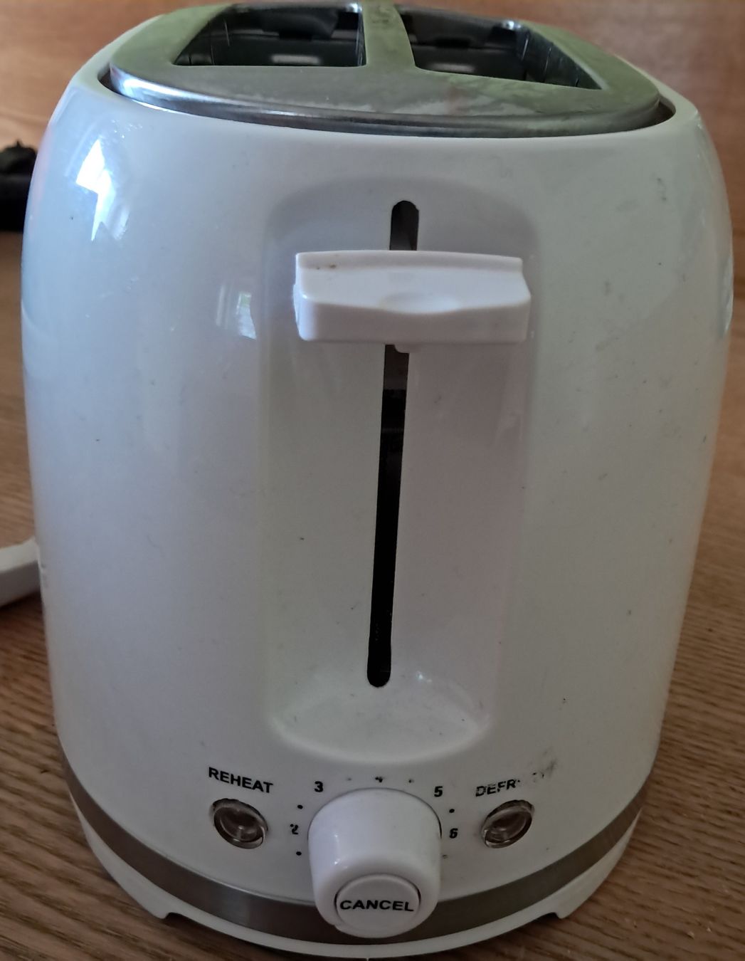 Ohmex Appareils de cuisine: Ohmex Toaster TST 2002 Weiss gebraucht – D'occasion à Adlikon b. Andelfingen par Kraemse 2