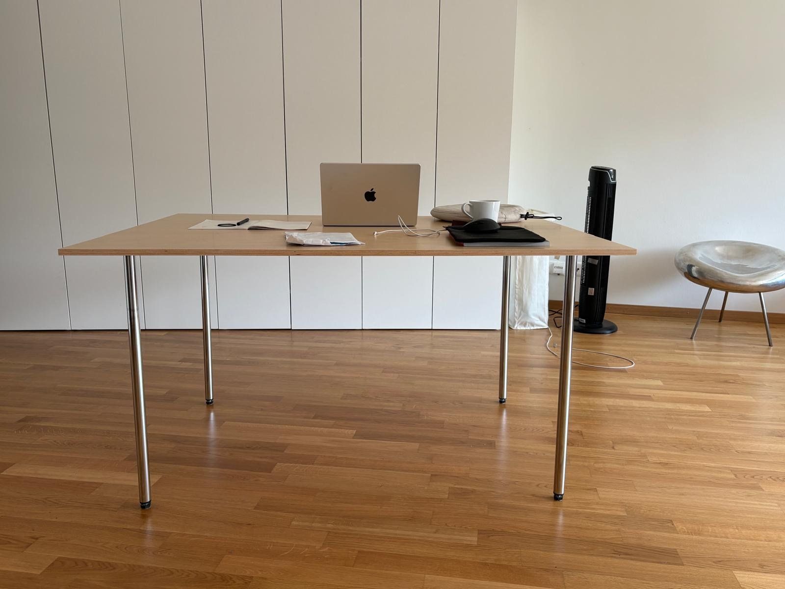Tables: Designed Table – D'occasion à Basel par alt_58bm 2