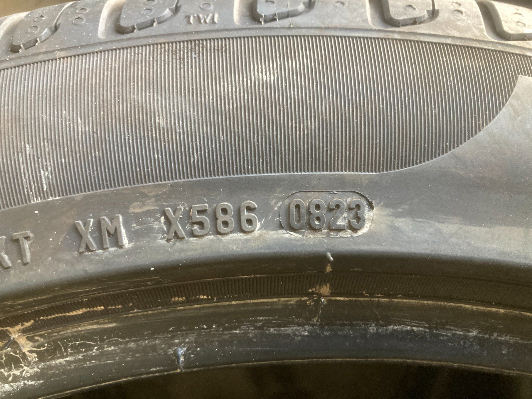Pirelli Pneumatici & Ruote complete: 285/40R20 Pirelli – Usato da Cham venduto da WB2223 2