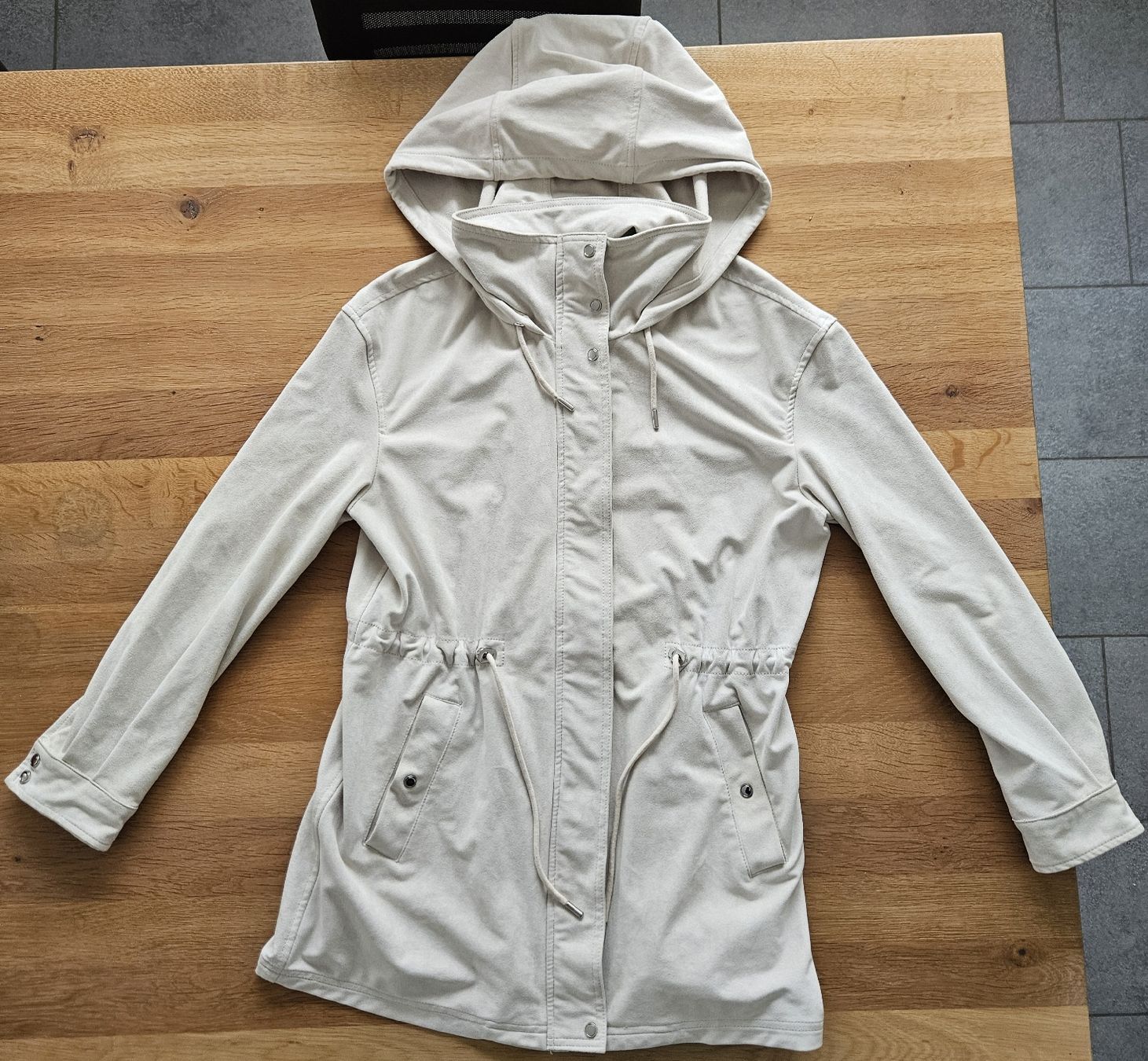 Zara Jacken: Jacke – Gebraucht aus Zizers von Natascia.Lentini