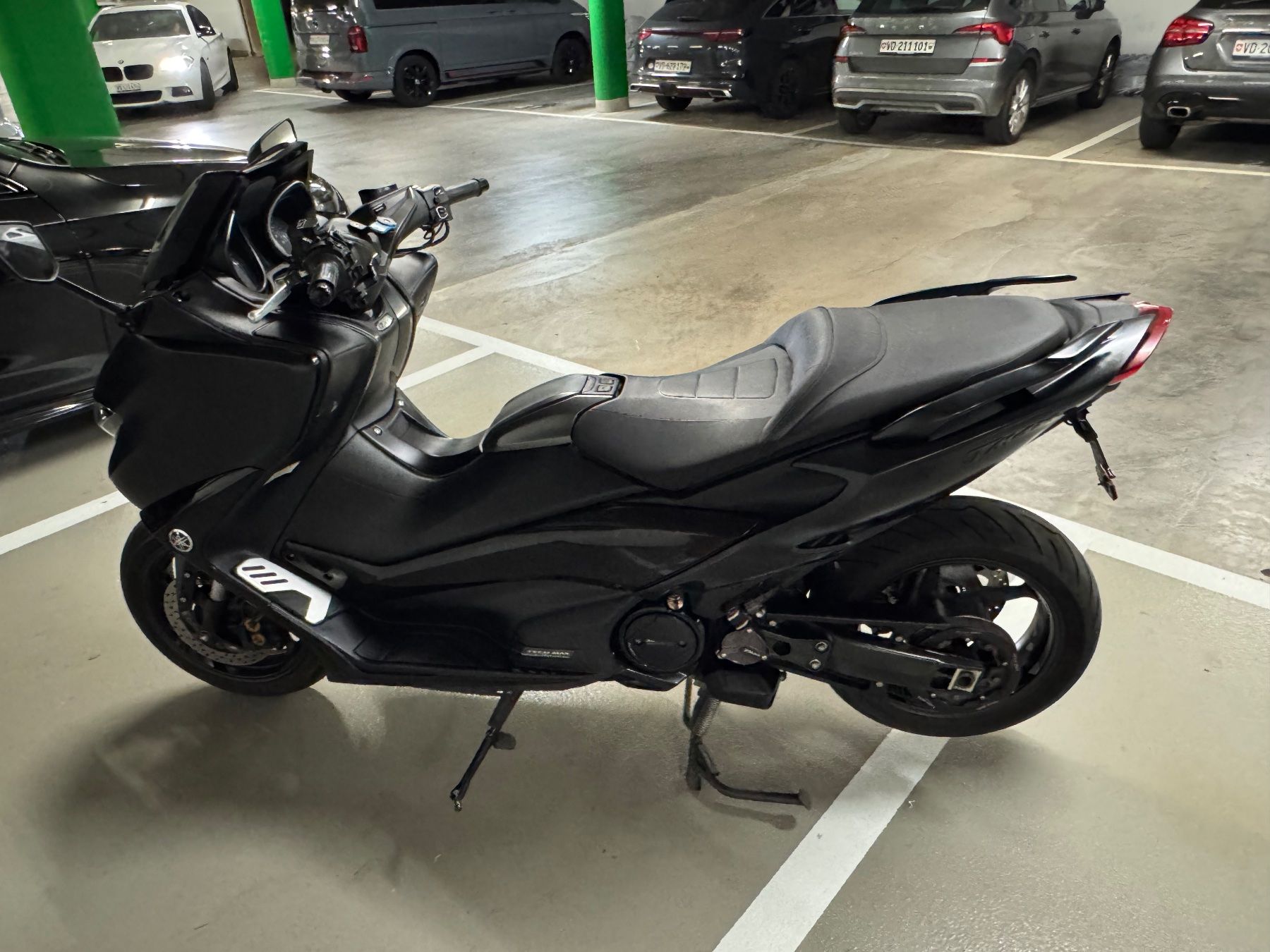Yamaha Scooters: Yamaha TMAX 560 TechMax all Black – D'occasion à Wichtrach par Juventino1974 4