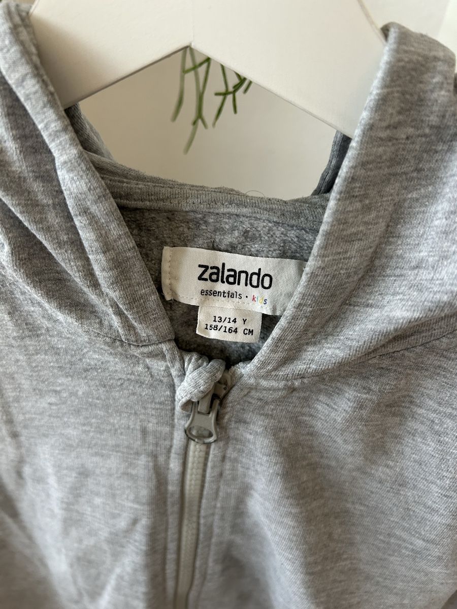 Maglioni & Felpe: Zalando Kapuzenpullover Grösse 158/164 – Usato da Niederhelfenschwil venduto da aur_ms6f 3