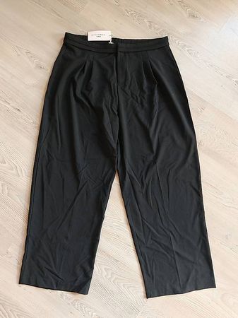 NEU CITA MAASS Stoffhose Culotte Schwarz 46