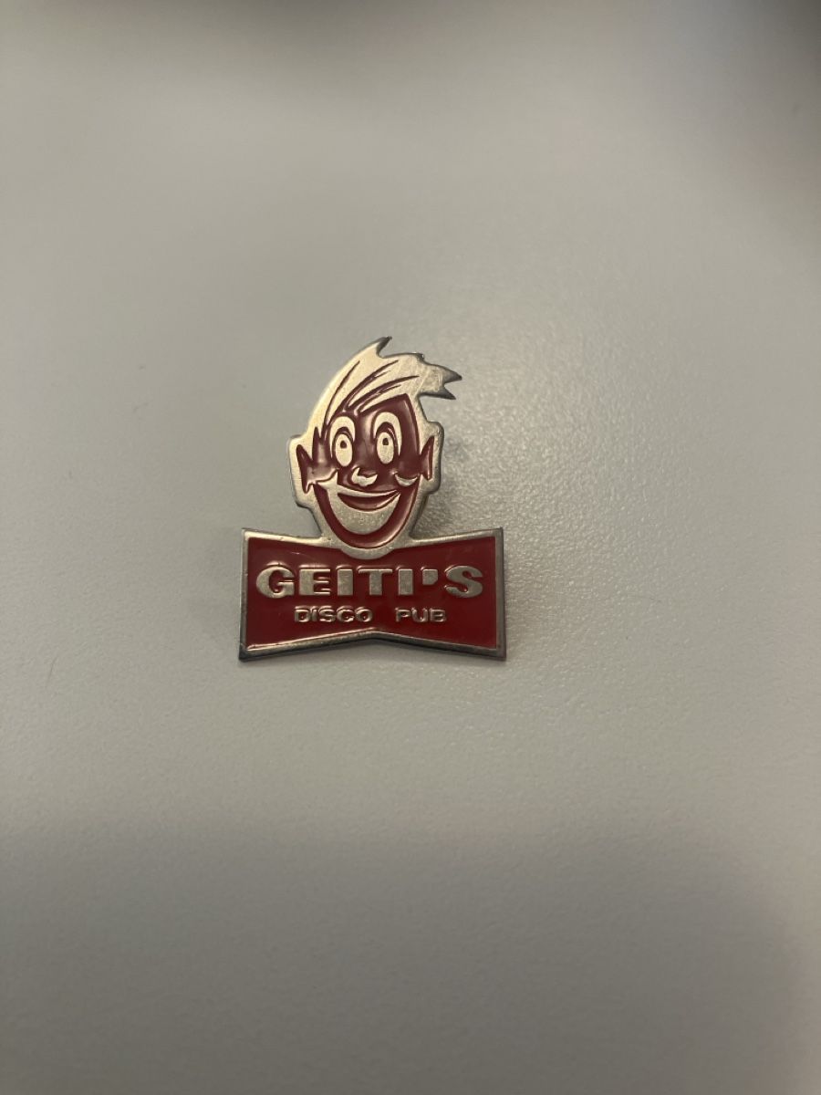 Placchette & Badge: Pin Geiti‘s Pub – Usato da Eschlikon TG venduto da Urs.knopf